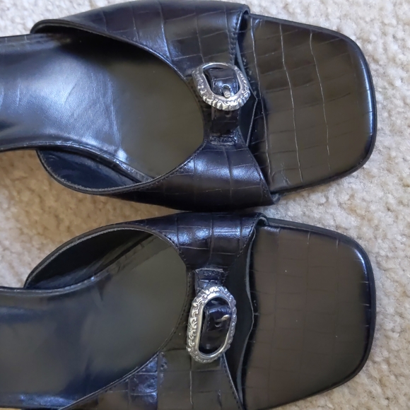 Black leather Brighton sandals - Picture 2 of 9